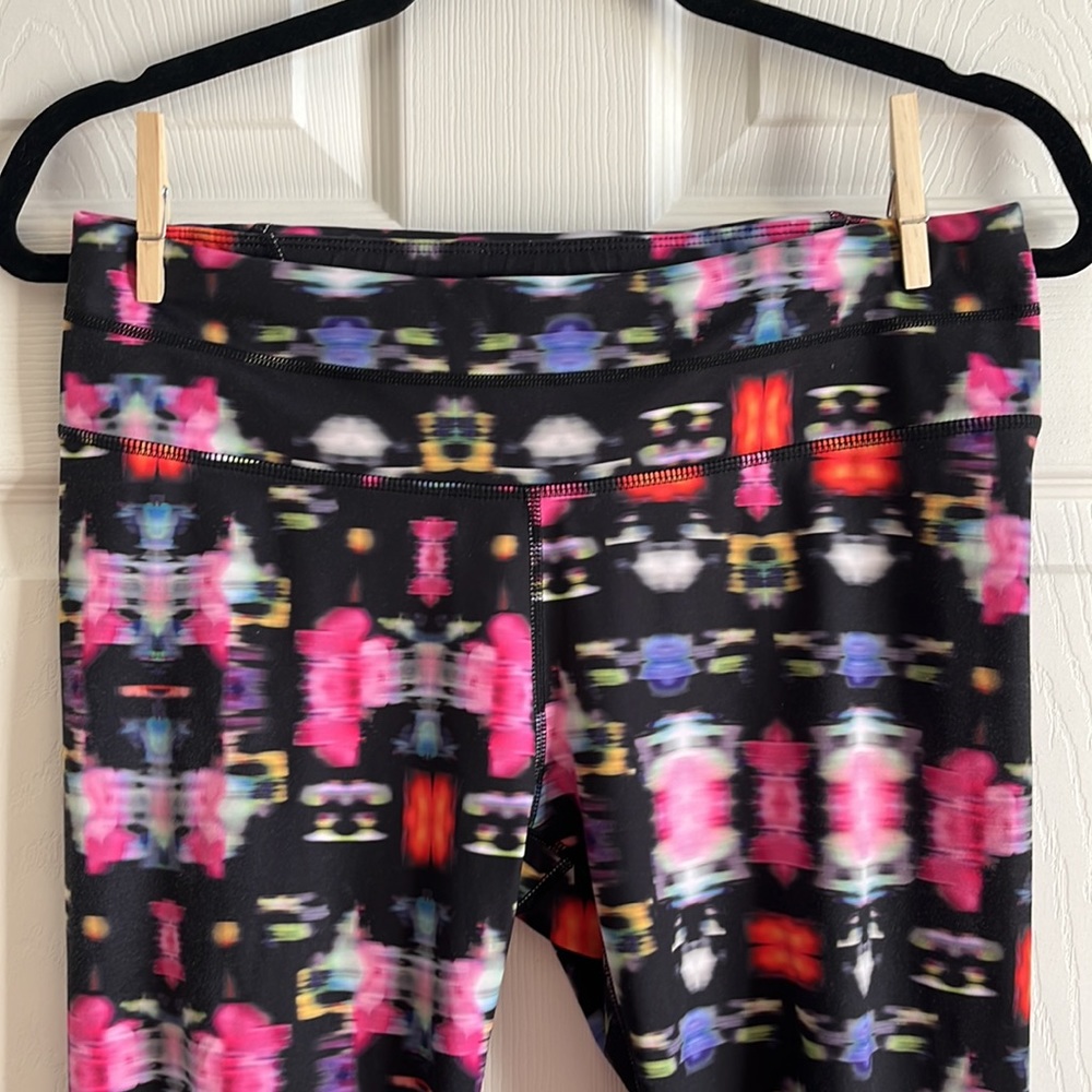 Athleta‎ Speed Sonar Tight / SZ M - Picture 2 of 10